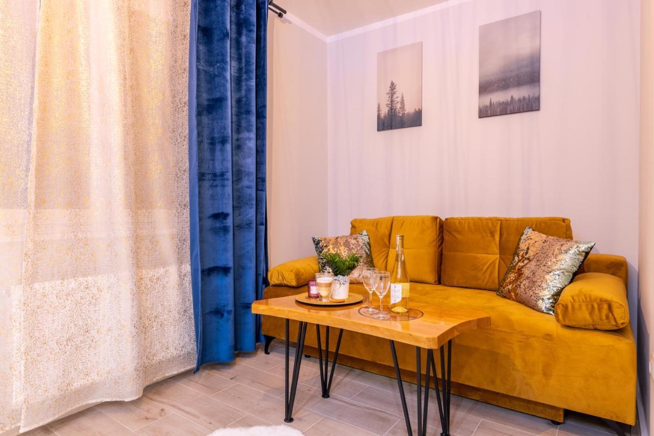 Apartamento Apartament Kasztelan Ustrzyki Dolne Exterior foto